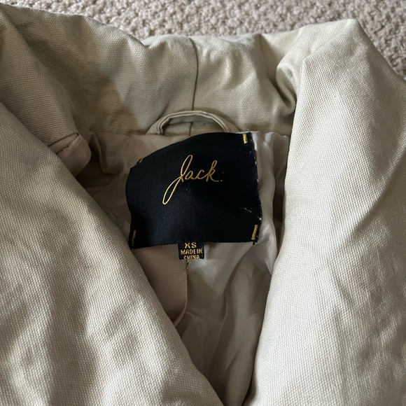 JACK Jacket - Picture 2 of 9